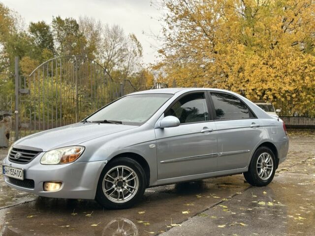 Киа Черато 2008 в Днепре (Днепропетровске) на Automoto.ua Серый Киа Черато, объемом двигателя 1.6 л и пробегом 495 тыс. км за 3999 $, фото 1 на Automoto.ua