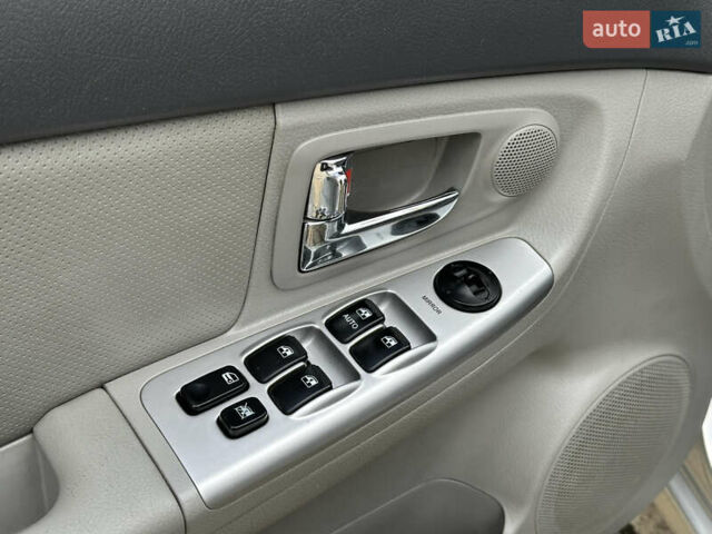 Сірий Кіа Черато, об'ємом двигуна 2 л та пробігом 192 тис. км за 5100 $, фото 9 на Automoto.ua