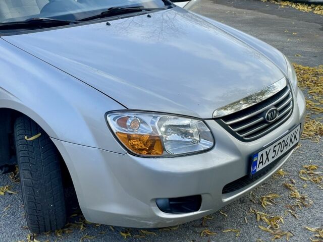 Серый Киа Черато, объемом двигателя 1.6 л и пробегом 215 тыс. км за 4500 $, фото 11 на Automoto.ua