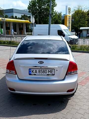 Серый Киа Черато, объемом двигателя 1.6 л и пробегом 250 тыс. км за 5000 $, фото 31 на Automoto.ua