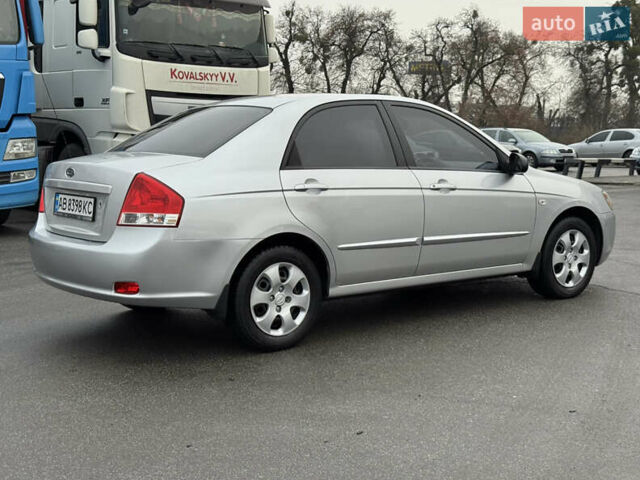 Серый Киа Черато, объемом двигателя 1.6 л и пробегом 180 тыс. км за 4950 $, фото 4 на Automoto.ua