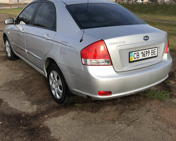 Серый Киа Черато, объемом двигателя 1.6 л и пробегом 213 тыс. км за 4400 $, фото 6 на Automoto.ua