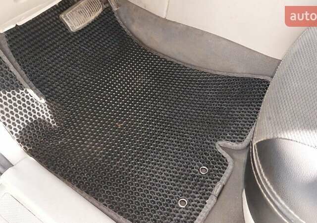 Киа Черато 2008 в Ирпене на Automoto.ua Серый Киа Черато, объемом двигателя 2 л и пробегом 188 тыс. км за 5000 $, фото 20 на Automoto.ua