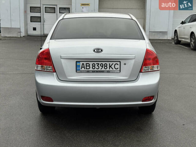 Серый Киа Черато, объемом двигателя 1.6 л и пробегом 180 тыс. км за 4950 $, фото 5 на Automoto.ua