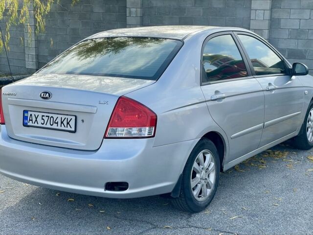 Серый Киа Черато, объемом двигателя 1.6 л и пробегом 215 тыс. км за 4500 $, фото 6 на Automoto.ua