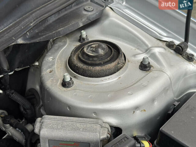 Серый Киа Черато, объемом двигателя 1.6 л и пробегом 180 тыс. км за 4750 $, фото 31 на Automoto.ua