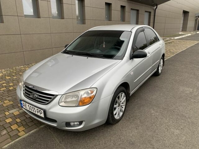 Серый Киа Черато, объемом двигателя 1.6 л и пробегом 180 тыс. км за 4800 $, фото 3 на Automoto.ua