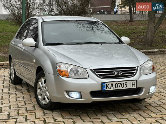 Сірий Кіа Черато, об'ємом двигуна 2 л та пробігом 192 тис. км за 5100 $, фото 2 на Automoto.ua