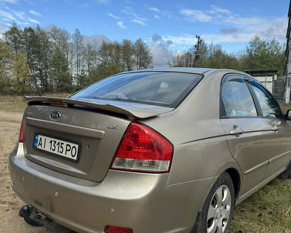 Серый Киа Черато, объемом двигателя 1.6 л и пробегом 280 тыс. км за 5500 $, фото 2 на Automoto.ua