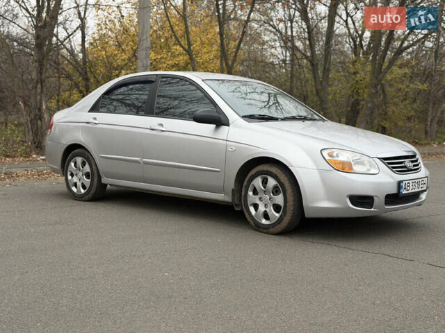 Серый Киа Черато, объемом двигателя 1.59 л и пробегом 196 тыс. км за 4950 $, фото 4 на Automoto.ua