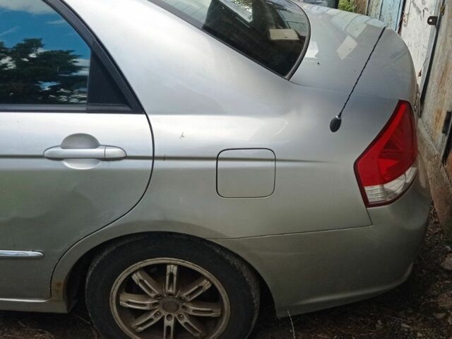 Серый Киа Черато, объемом двигателя 1.6 л и пробегом 130 тыс. км за 2019 $, фото 3 на Automoto.ua