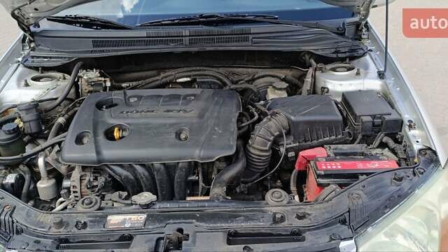 Серый Киа Черато, объемом двигателя 1.6 л и пробегом 250 тыс. км за 5000 $, фото 7 на Automoto.ua