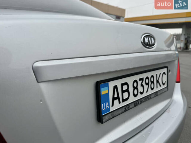Серый Киа Черато, объемом двигателя 1.6 л и пробегом 180 тыс. км за 4950 $, фото 13 на Automoto.ua