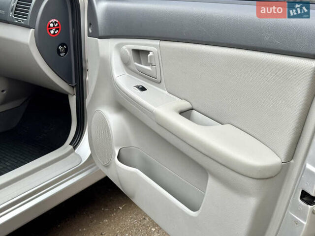 Серый Киа Черато, объемом двигателя 1.6 л и пробегом 180 тыс. км за 4950 $, фото 26 на Automoto.ua