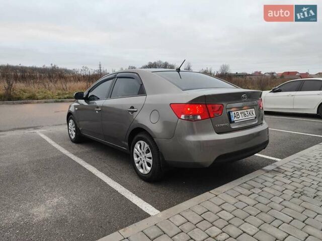 Серый Киа Черато, объемом двигателя 1.59 л и пробегом 153 тыс. км за 6300 $, фото 3 на Automoto.ua