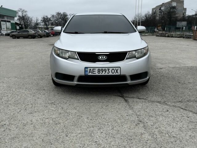 Сірий Кіа Черато, об'ємом двигуна 1.6 л та пробігом 190 тис. км за 6299 $, фото 4 на Automoto.ua