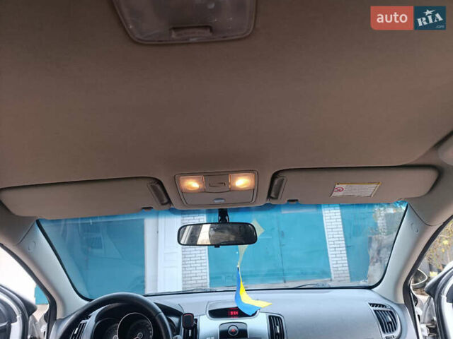 Сірий Кіа Черато, об'ємом двигуна 2 л та пробігом 235 тис. км за 6300 $, фото 6 на Automoto.ua