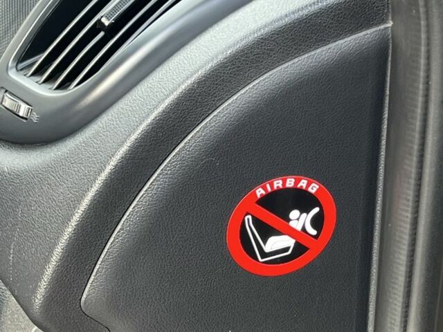 Сірий Кіа Черато, об'ємом двигуна 1.6 л та пробігом 117 тис. км за 7777 $, фото 17 на Automoto.ua