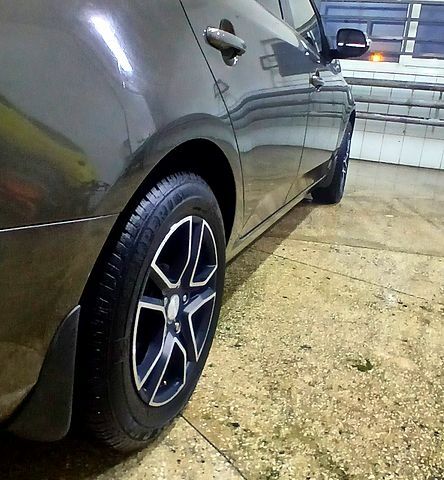 Серый Киа Черато, объемом двигателя 2 л и пробегом 250 тыс. км за 7200 $, фото 3 на Automoto.ua