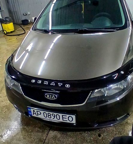 Серый Киа Черато, объемом двигателя 2 л и пробегом 250 тыс. км за 7200 $, фото 4 на Automoto.ua