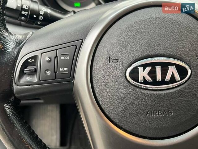 Сірий Кіа Черато, об'ємом двигуна 2 л та пробігом 198 тис. км за 6490 $, фото 15 на Automoto.ua