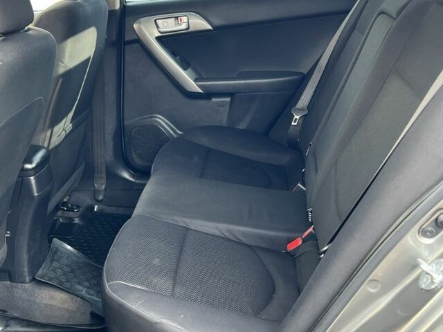 Сірий Кіа Черато, об'ємом двигуна 1.6 л та пробігом 117 тис. км за 7777 $, фото 21 на Automoto.ua