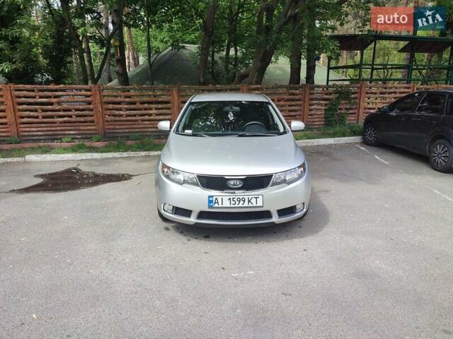 Сірий Кіа Черато, об'ємом двигуна 1.6 л та пробігом 136 тис. км за 7050 $, фото 2 на Automoto.ua