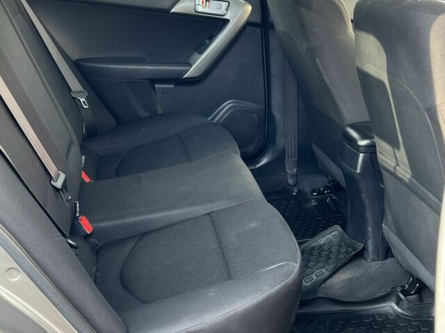 Сірий Кіа Черато, об'ємом двигуна 1.6 л та пробігом 117 тис. км за 7777 $, фото 20 на Automoto.ua