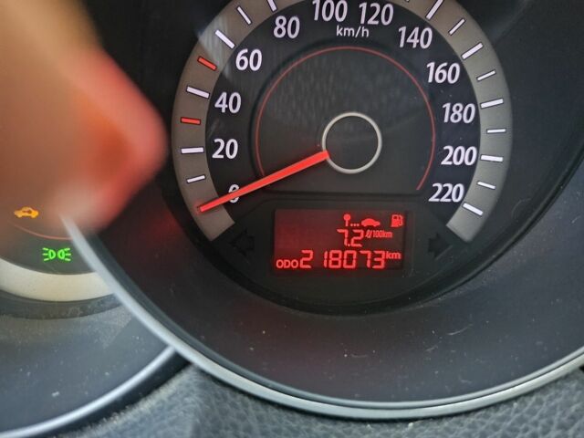 Серый Киа Черато, объемом двигателя 1.6 л и пробегом 218 тыс. км за 6800 $, фото 8 на Automoto.ua