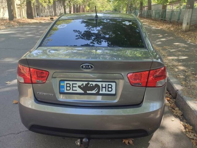 Серый Киа Черато, объемом двигателя 1.6 л и пробегом 218 тыс. км за 6800 $, фото 9 на Automoto.ua
