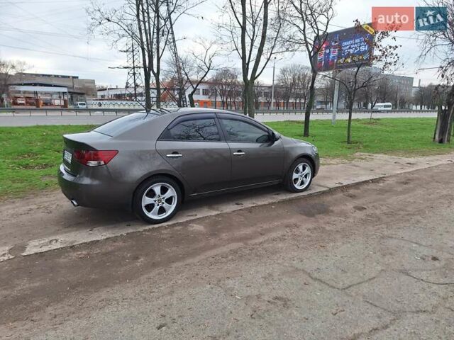 Сірий Кіа Черато, об'ємом двигуна 2 л та пробігом 165 тис. км за 7300 $, фото 1 на Automoto.ua