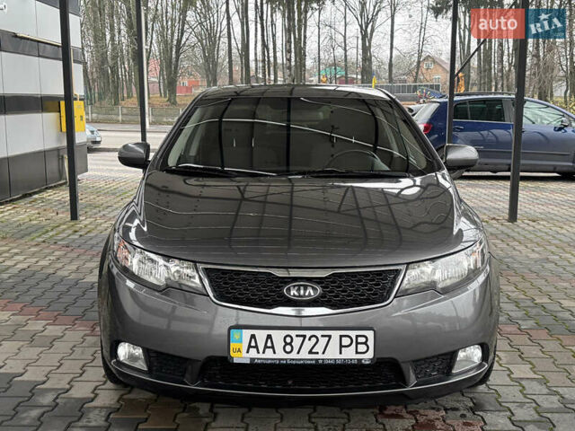 Серый Киа Черато, объемом двигателя 1.6 л и пробегом 141 тыс. км за 9800 $, фото 8 на Automoto.ua