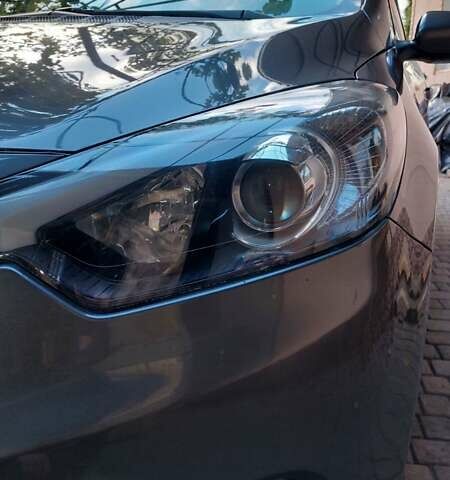 Серый Киа Черато, объемом двигателя 1.59 л и пробегом 170 тыс. км за 8900 $, фото 5 на Automoto.ua