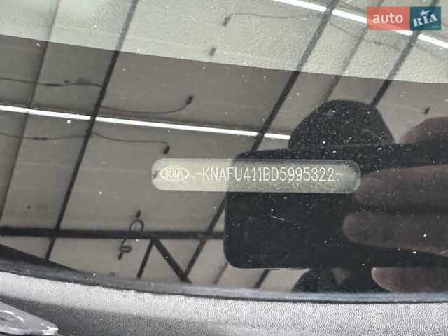 Серый Киа Черато, объемом двигателя 1.6 л и пробегом 141 тыс. км за 9800 $, фото 30 на Automoto.ua