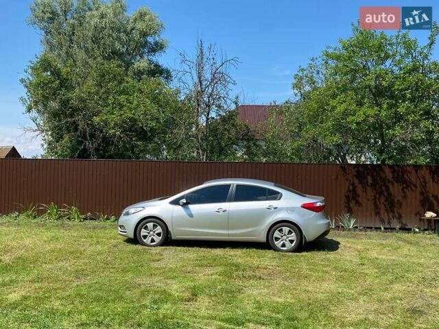 Серый Киа Черато, объемом двигателя 1.6 л и пробегом 163 тыс. км за 9700 $, фото 1 на Automoto.ua