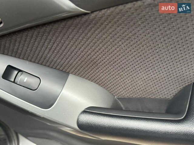 Серый Киа Черато, объемом двигателя 1.6 л и пробегом 141 тыс. км за 9800 $, фото 62 на Automoto.ua