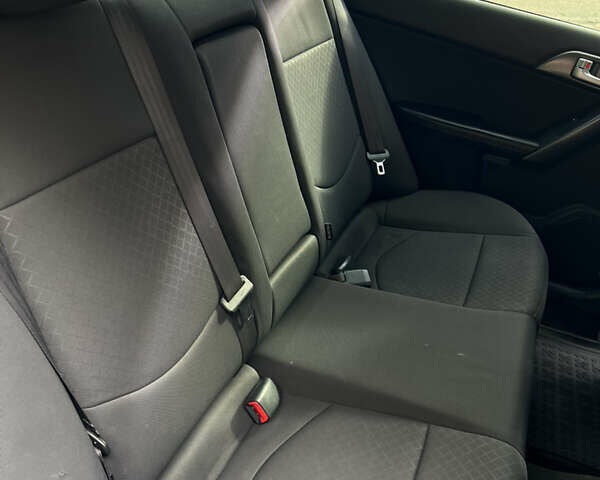 Киа Черато 2012 в Каменское - Днепродзержинск на Automoto.ua Серый Киа Черато, объемом двигателя 2 л и пробегом 172 тыс. км за 7500 $, фото 11 на Automoto.ua