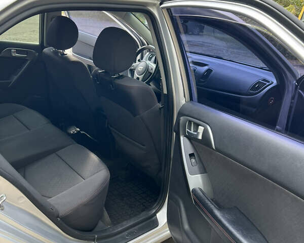 Киа Черато 2012 в Каменское - Днепродзержинск на Automoto.ua Серый Киа Черато, объемом двигателя 2 л и пробегом 172 тыс. км за 7500 $, фото 15 на Automoto.ua