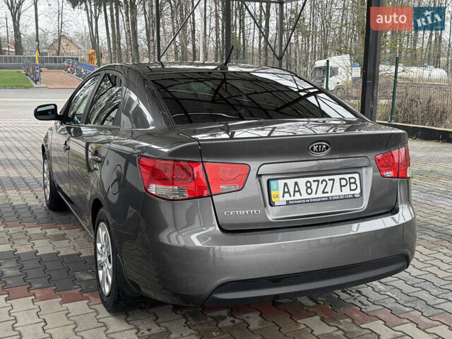 Серый Киа Черато, объемом двигателя 1.6 л и пробегом 141 тыс. км за 9800 $, фото 78 на Automoto.ua