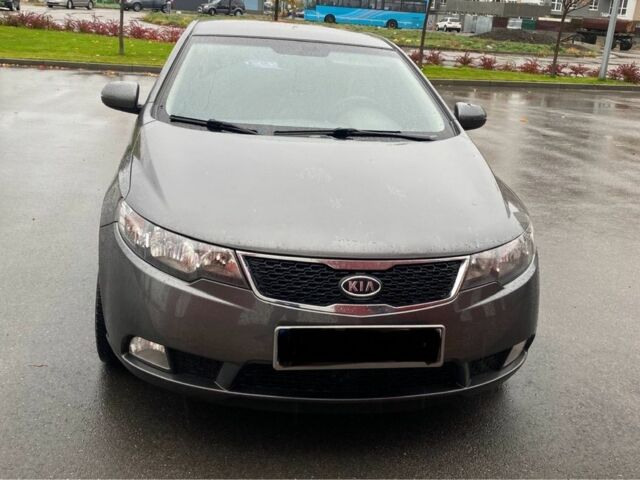 Киа Черато 2012 в Днепре (Днепропетровске) на Automoto.ua Серый Киа Черато, объемом двигателя 1.6 л и пробегом 173 тыс. км за 7500 $, фото 1 на Automoto.ua