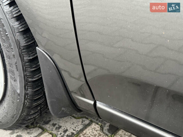 Серый Киа Черато, объемом двигателя 1.6 л и пробегом 141 тыс. км за 9800 $, фото 28 на Automoto.ua