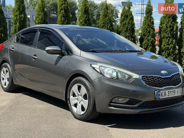 Сірий Кіа Черато, об'ємом двигуна 1.6 л та пробігом 187 тис. км за 8490 $, фото 1 на Automoto.ua