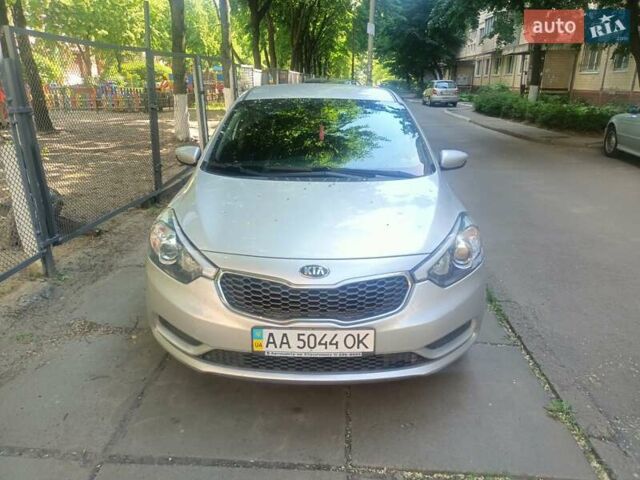 Сірий Кіа Черато, об'ємом двигуна 1.6 л та пробігом 57 тис. км за 9500 $, фото 4 на Automoto.ua