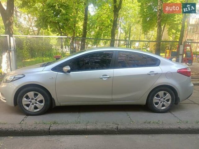 Сірий Кіа Черато, об'ємом двигуна 1.6 л та пробігом 57 тис. км за 9500 $, фото 1 на Automoto.ua