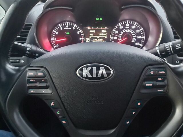 Сірий Кіа Черато, об'ємом двигуна 2 л та пробігом 190 тис. км за 8800 $, фото 4 на Automoto.ua