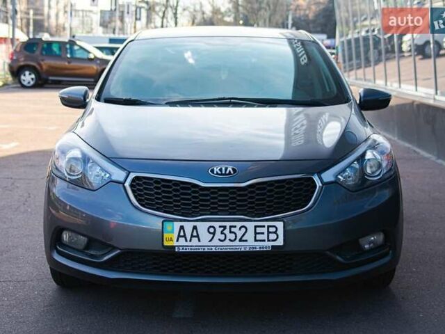 Сірий Кіа Черато, об'ємом двигуна 1.59 л та пробігом 215 тис. км за 10599 $, фото 7 на Automoto.ua