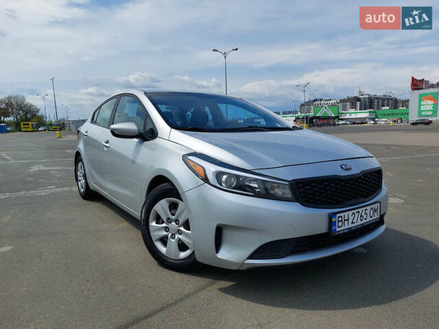 Сірий Кіа Черато, об'ємом двигуна 2 л та пробігом 166 тис. км за 9950 $, фото 1 на Automoto.ua