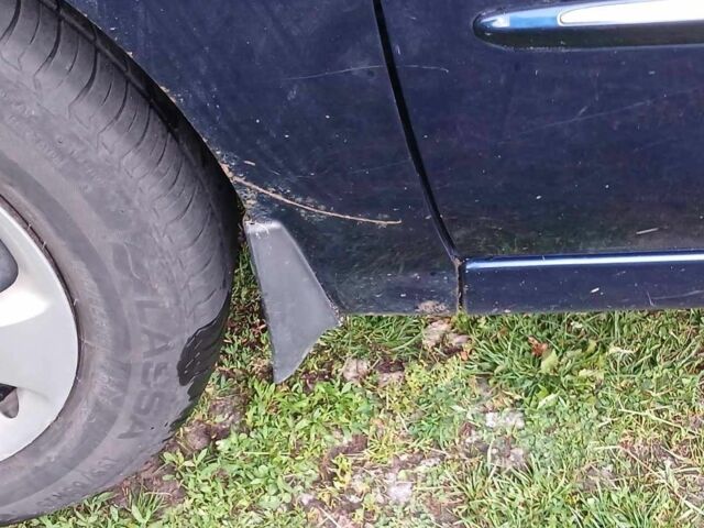 Синій Кіа Черато, об'ємом двигуна 1.6 л та пробігом 167 тис. км за 3084 $, фото 4 на Automoto.ua