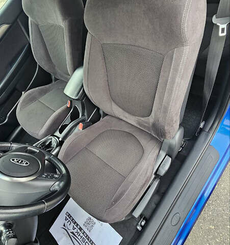 Синій Кіа Черато, об'ємом двигуна 1.59 л та пробігом 88 тис. км за 8400 $, фото 9 на Automoto.ua