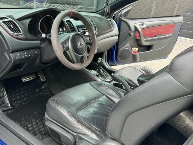 Синий Киа Черато, объемом двигателя 0 л и пробегом 230 тыс. км за 9500 $, фото 6 на Automoto.ua